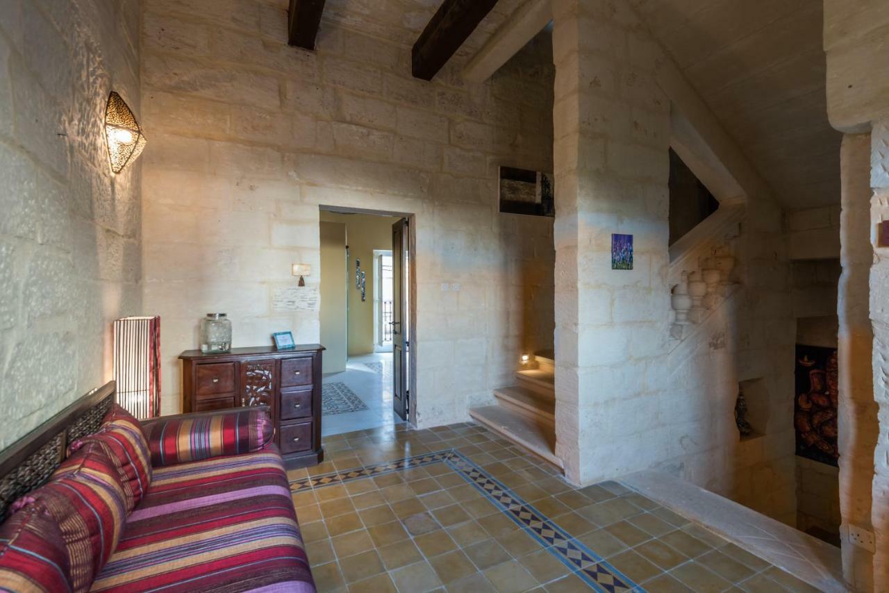 The Stonehouse Bed & Breakfast Saint Julian's Ngoại thất bức ảnh