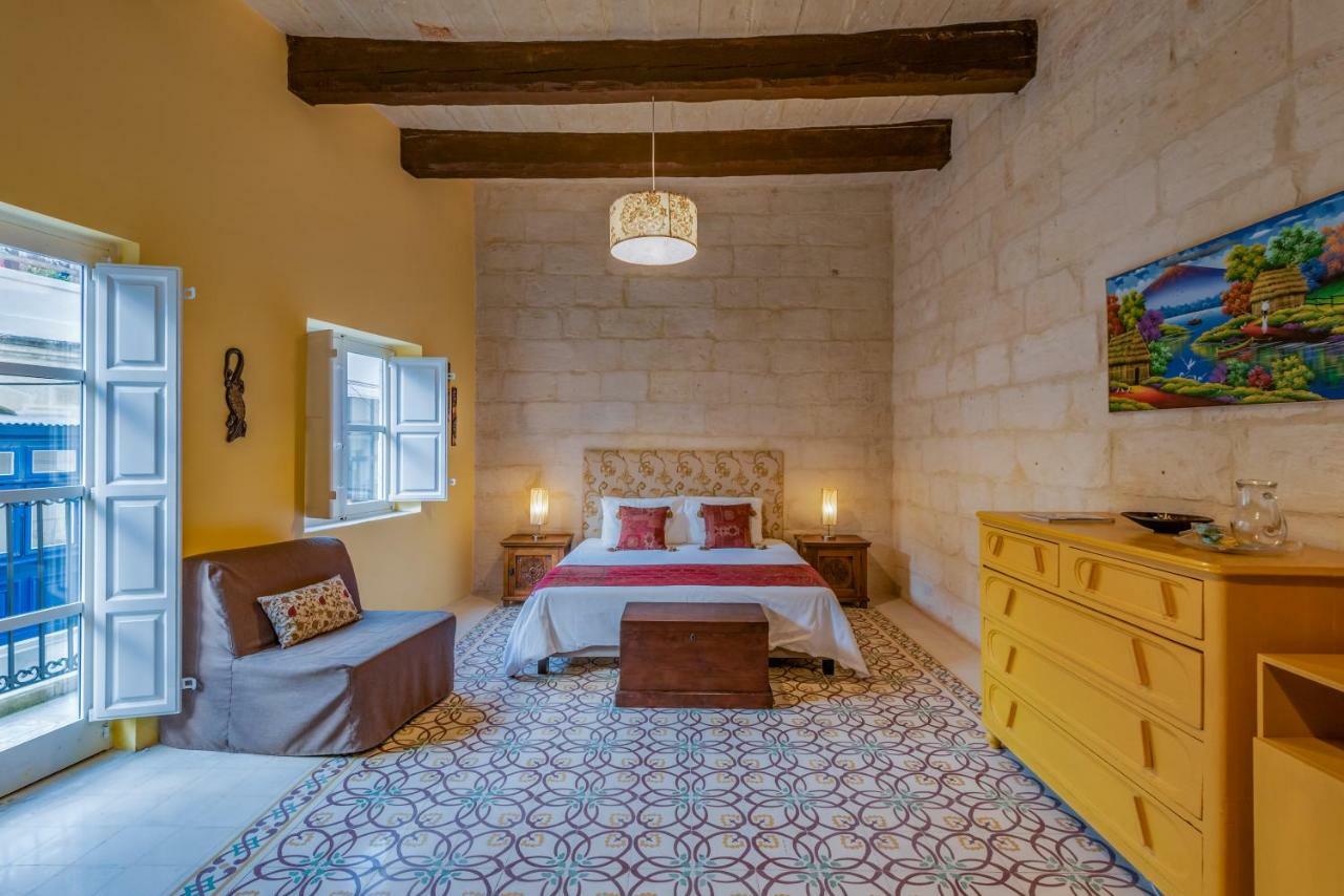 The Stonehouse Bed & Breakfast Saint Julian's Ngoại thất bức ảnh