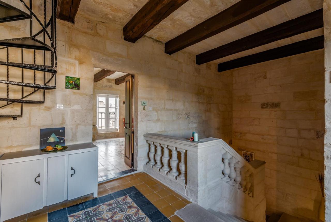 The Stonehouse Bed & Breakfast Saint Julian's Ngoại thất bức ảnh